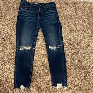 Dark wash American eagle jeans